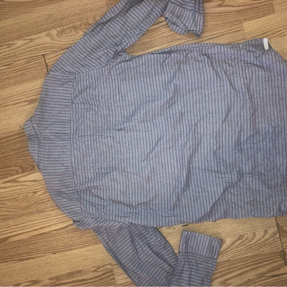 American Eagle buttons button down shirts - Picture 6 of 7